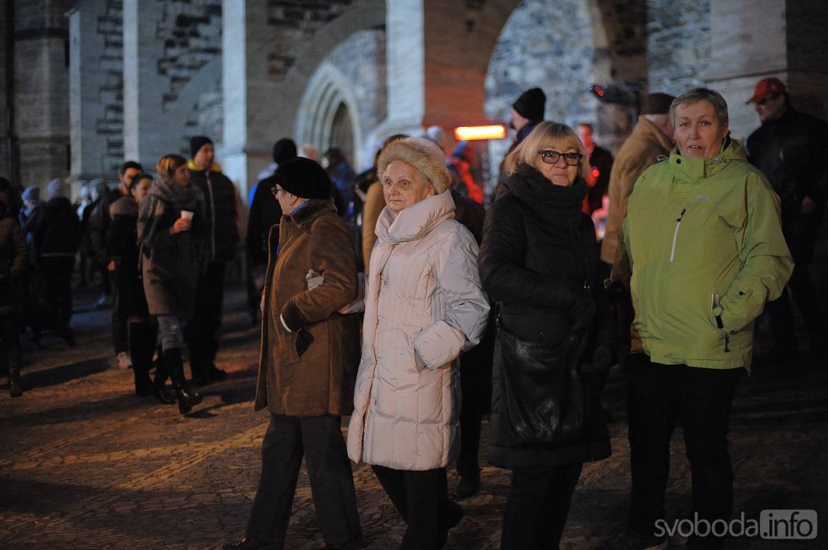 Foto: Okolí Bartoloměje zaplnila adventní Otevřená ulice